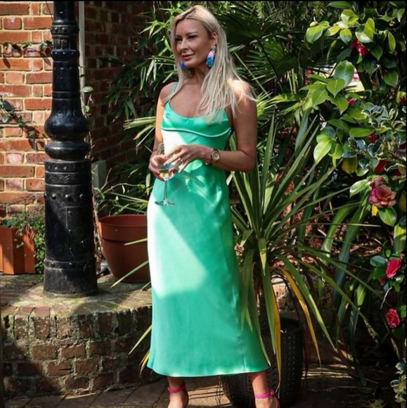 Zara Satin dress - Picture 6 of 12